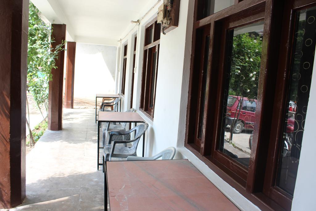 Mamta Guest House Манали Экстерьер фото